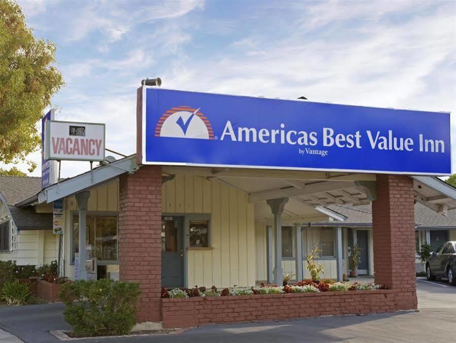 Americas Best Value Inn - Livermore Exterior foto